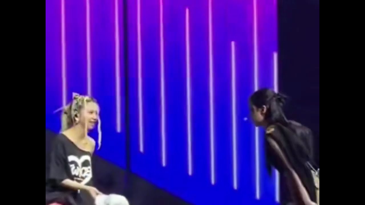 Michaeng suspicious moments in encore