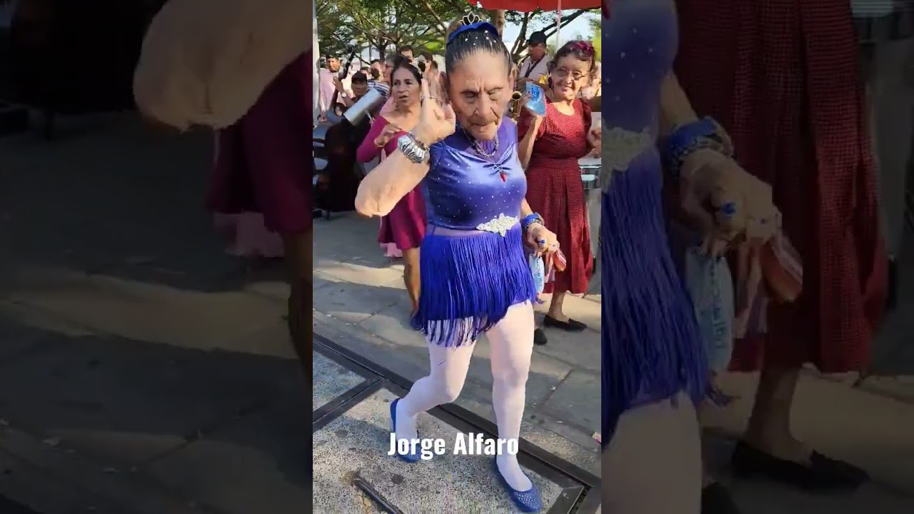 YAJAIRA la bailarina salvadore&ntilde;a de 75 a&ntilde;os la pionera de la plaza libertad