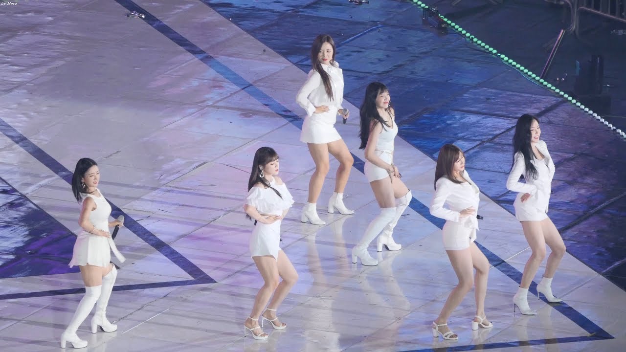 180802 에이핑크 (Apink) LUV [4K] 직캠 Fancam (코리아뮤직페스티벌 KMF2018) by Mera