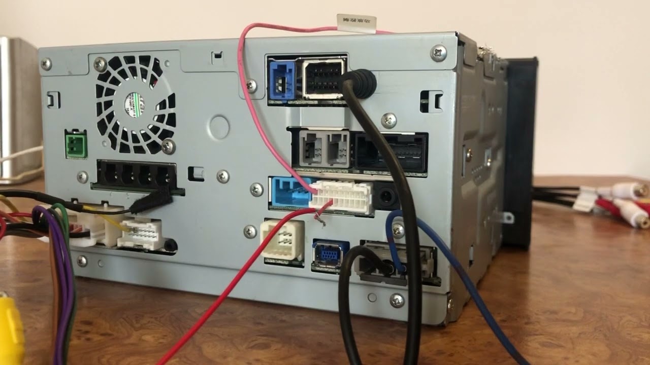 Установка китайской камеры заднего хода на штатную магнитолу Ниссан Pioneer MP313D-W