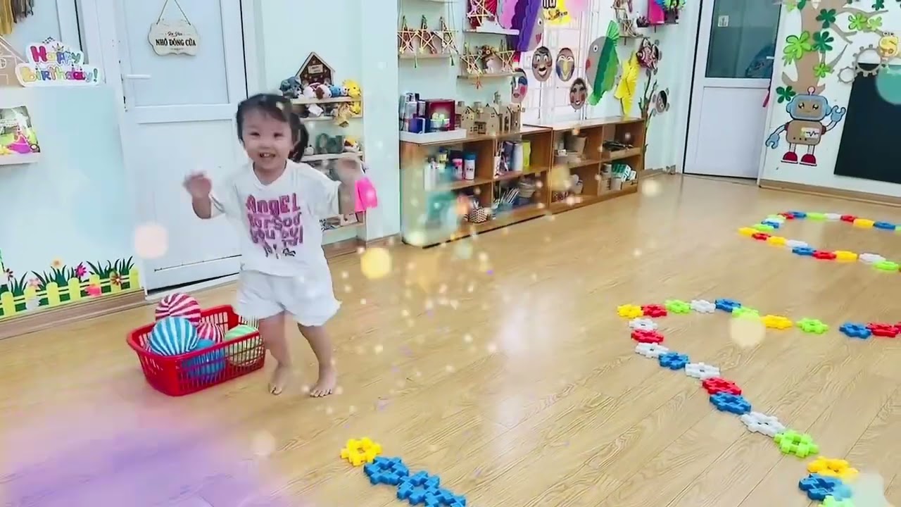 Trò chơi: Vịt con đi dạo