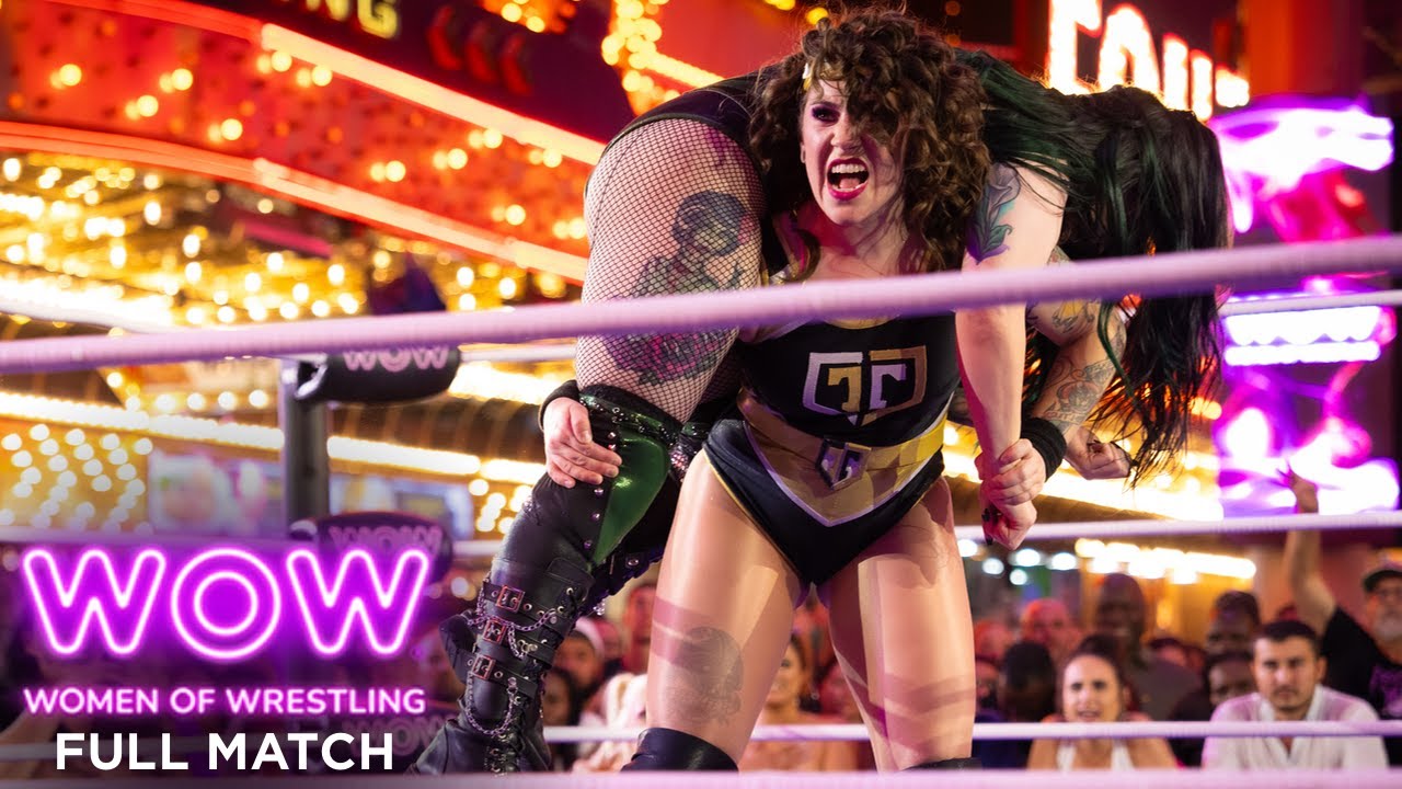 Gloria Glitter (w/ Top Tier) vs Fury (w/ Chainsaw & Daisy Lane) | WOW - Women Of Wrestling