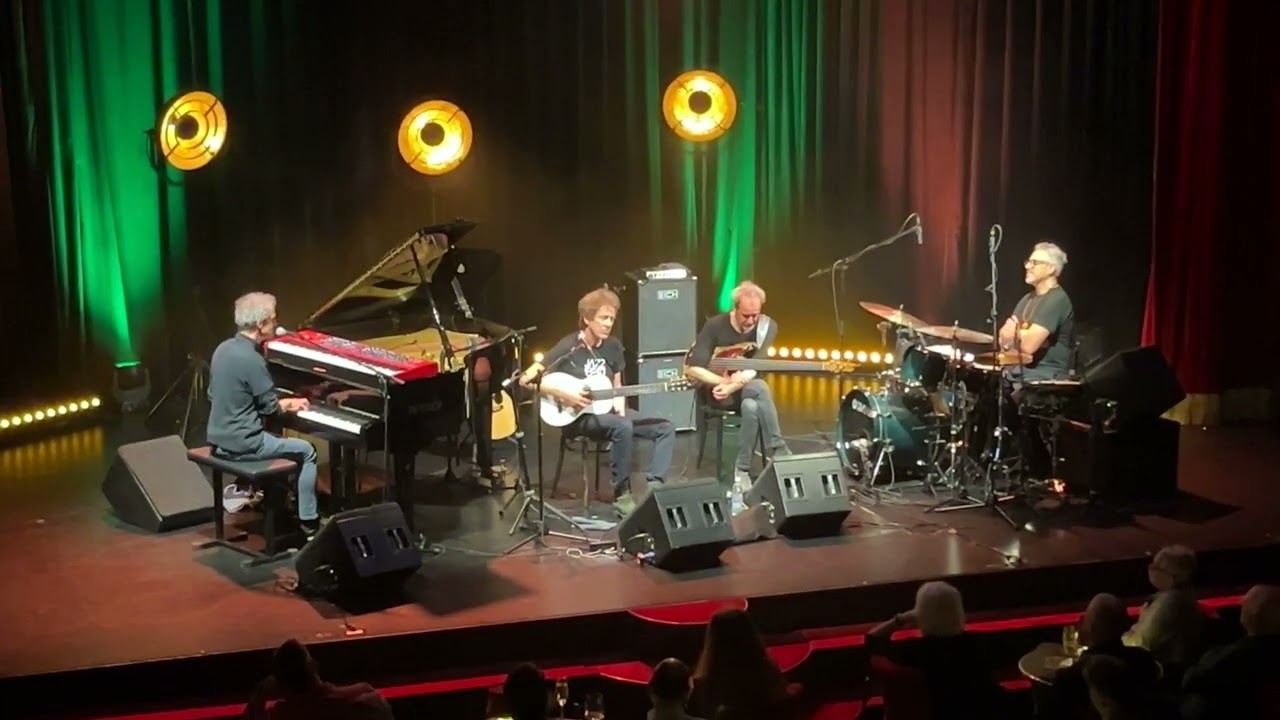 Mike Lindup   Something about you