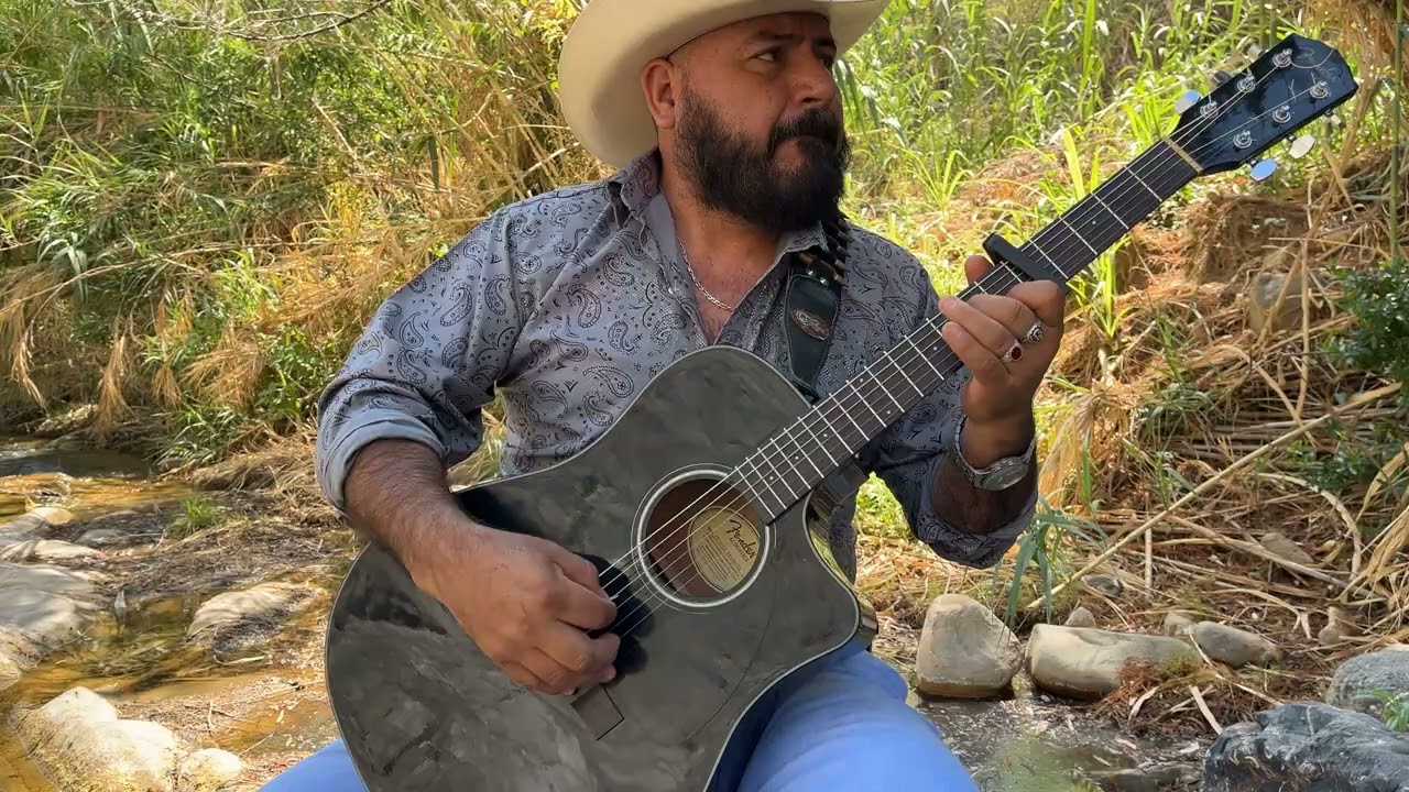 Virgilio Díaz y Su Extinción Felina - La Juquileña (Video Oficial)