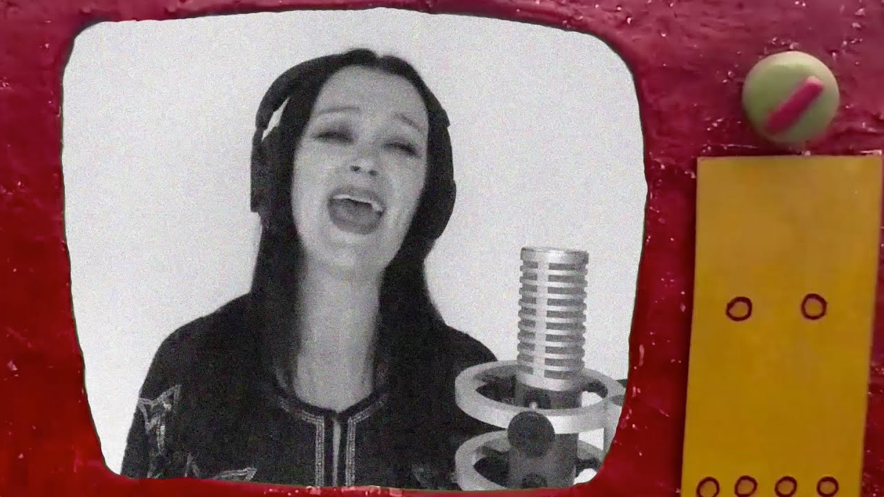 TRUTH OR DARE – Bronagh Gallagher