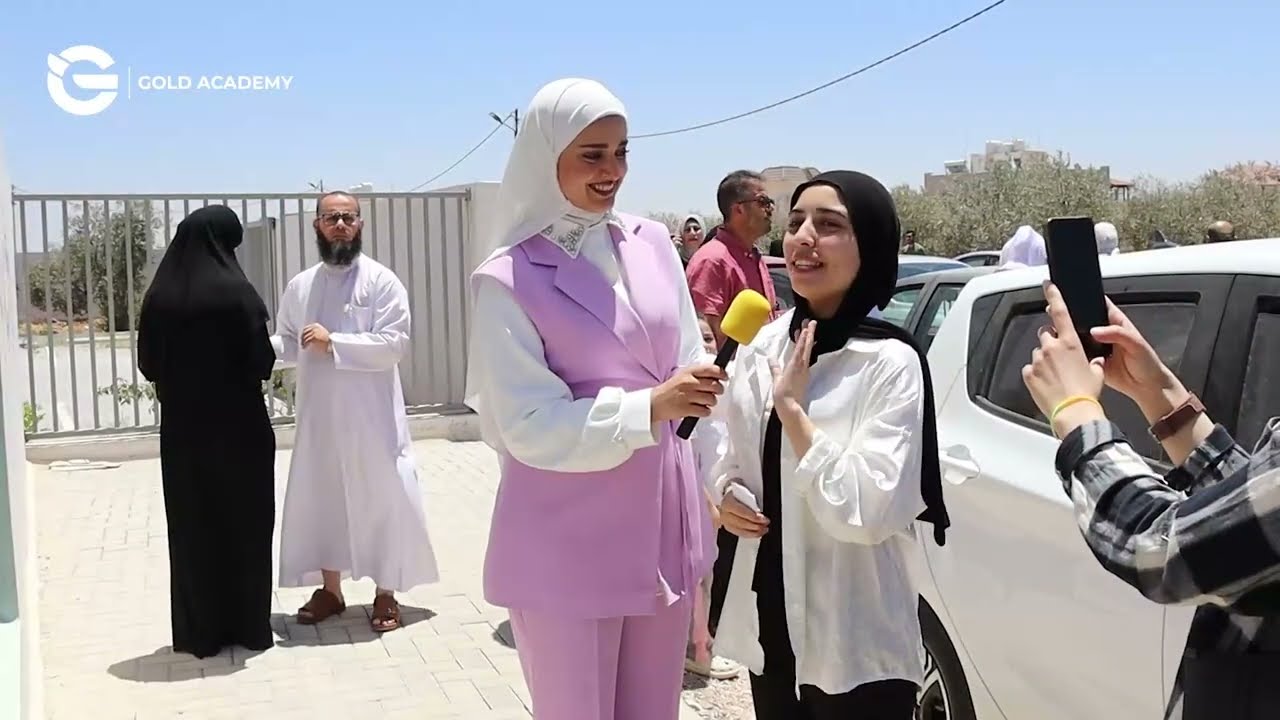 ردود فعل الطلاب بعد امتحان اللغة العربية | أريج الزعبي