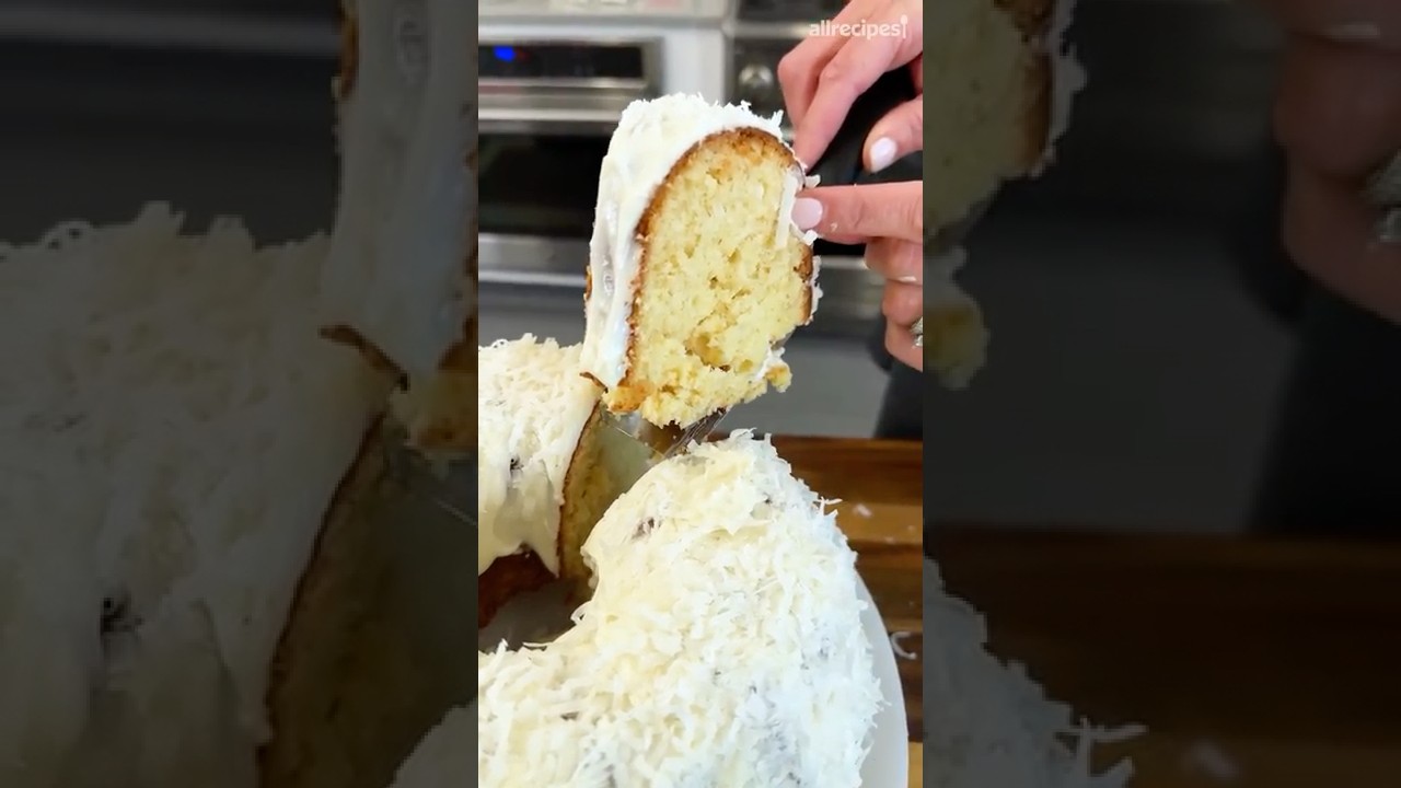 Tom Cruise&rsquo;s Coconut Christmas Cake