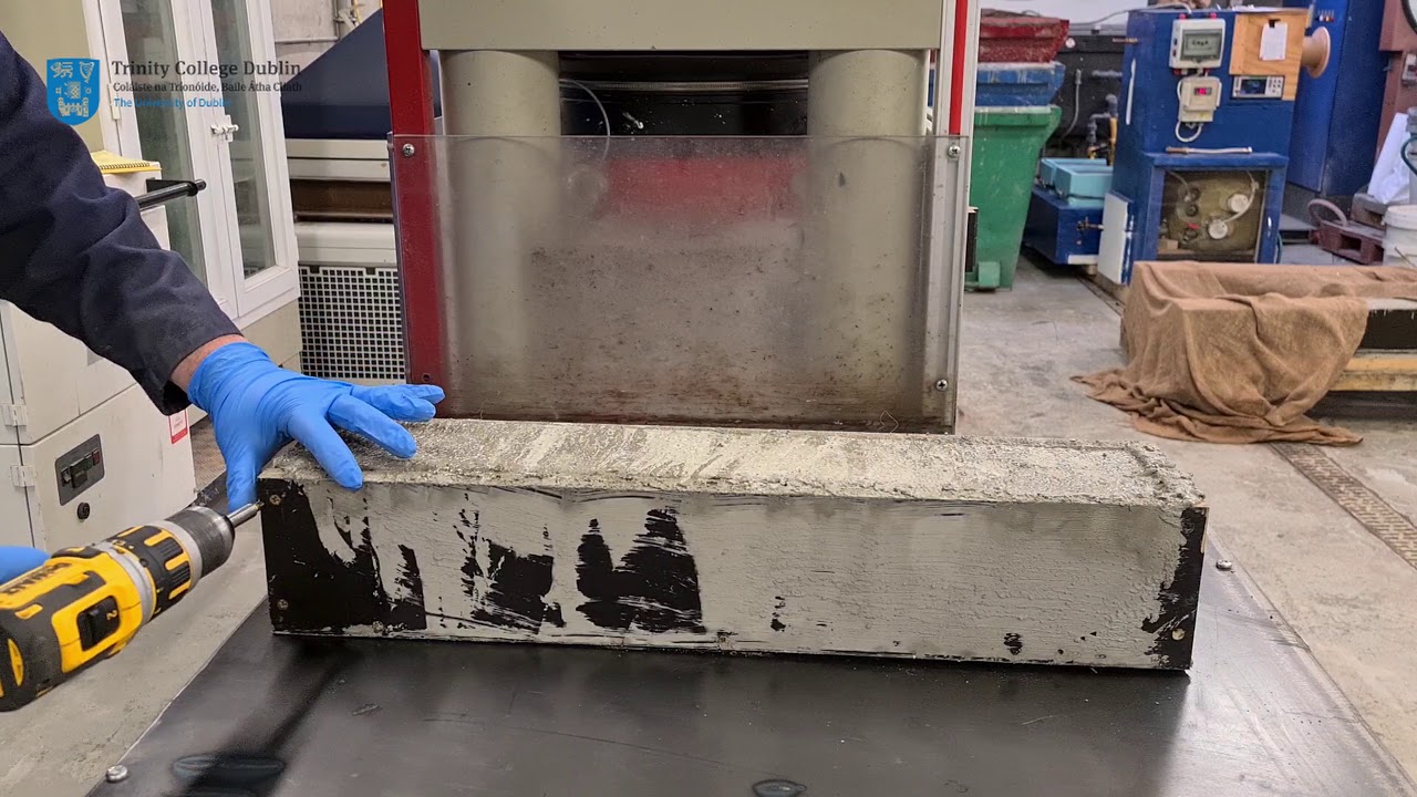 1E20 - Concrete Beam Production