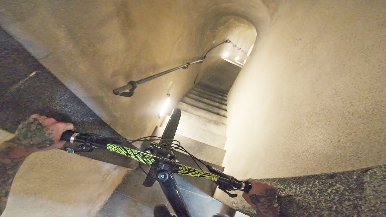 Urban Freeride in Koblenz - Enger Treppen Downhill und MTB Street | Fabio Schäfer Vlog #164