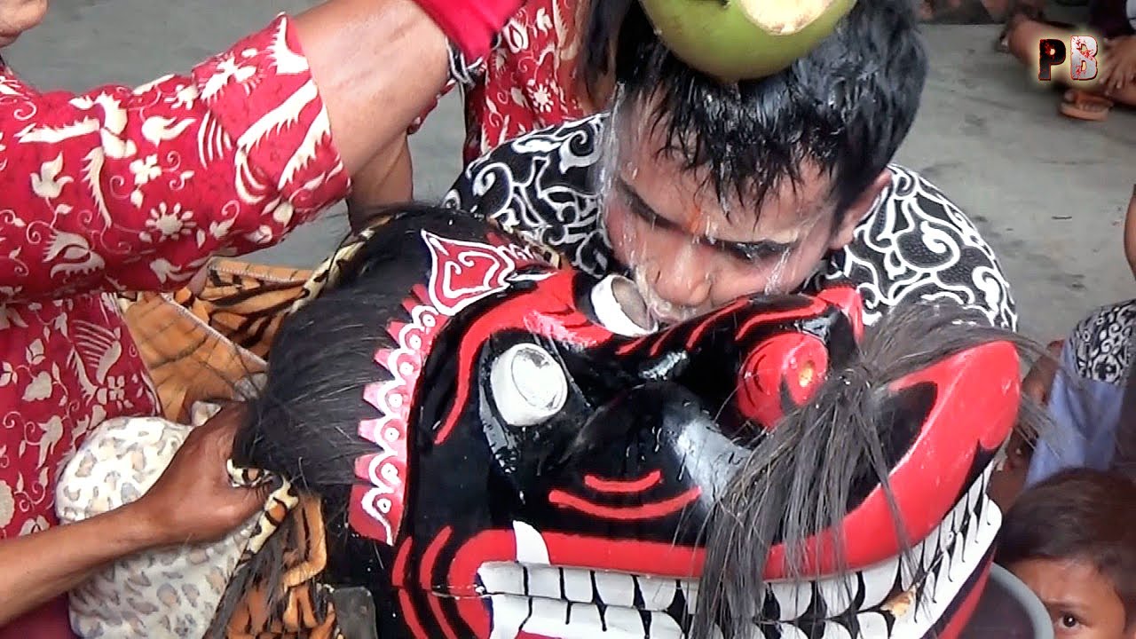 OM BODONG KESURUPAN BARONGAN GARA GARA DICAPLOK BARONGAN KENTHUS SAAT RICIK2 BANYUMASAN MEKAR BUDAYA