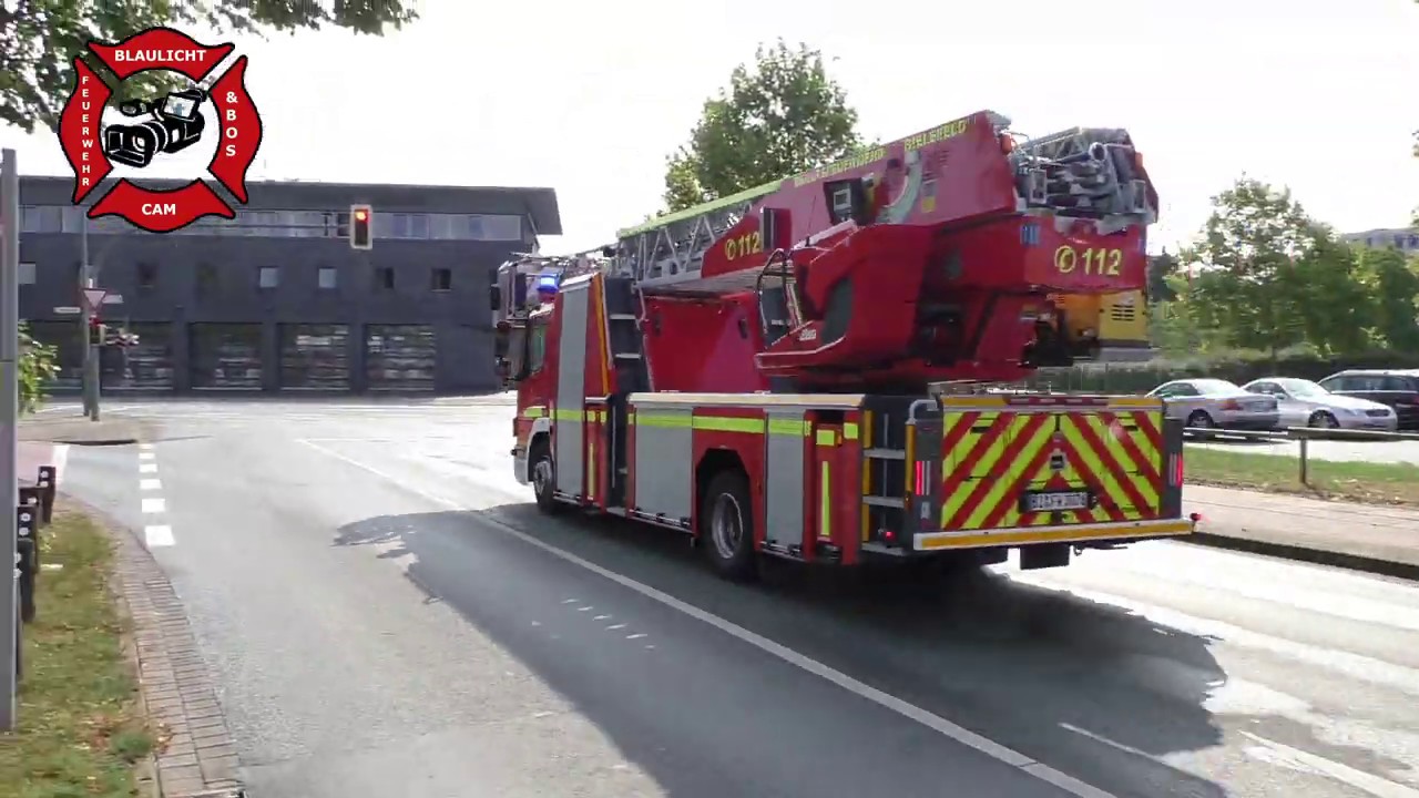 [DLK MIT ALARM ZUR WACHE UND NEUES HLF] Löschzug der Berufsfeuerwehr Bielefeld