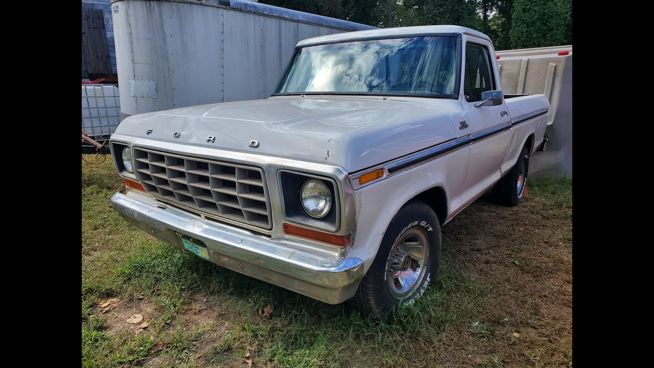 1978 Ford F100 Custom Gets NEW Windshield