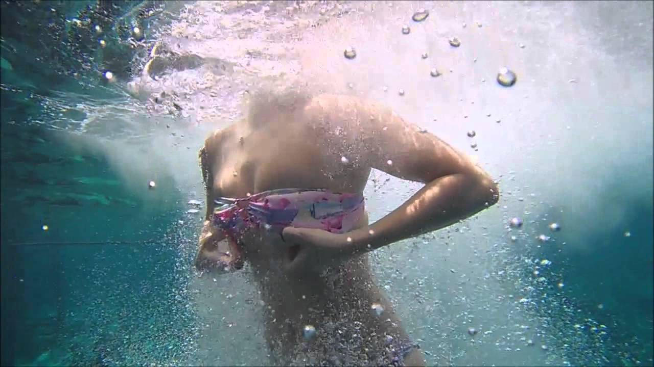 TomTom Bandit: Slowmo Jumping off Dock - 120FPS at 720P