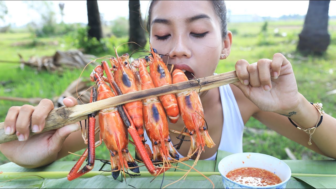 Primitive Technology: ASMR eating Lobster | ASMR eating  Lobster