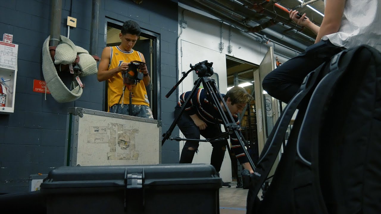 WHAT FILM SCHOOL IS LIKE!! (Day in the life of a Film School student)