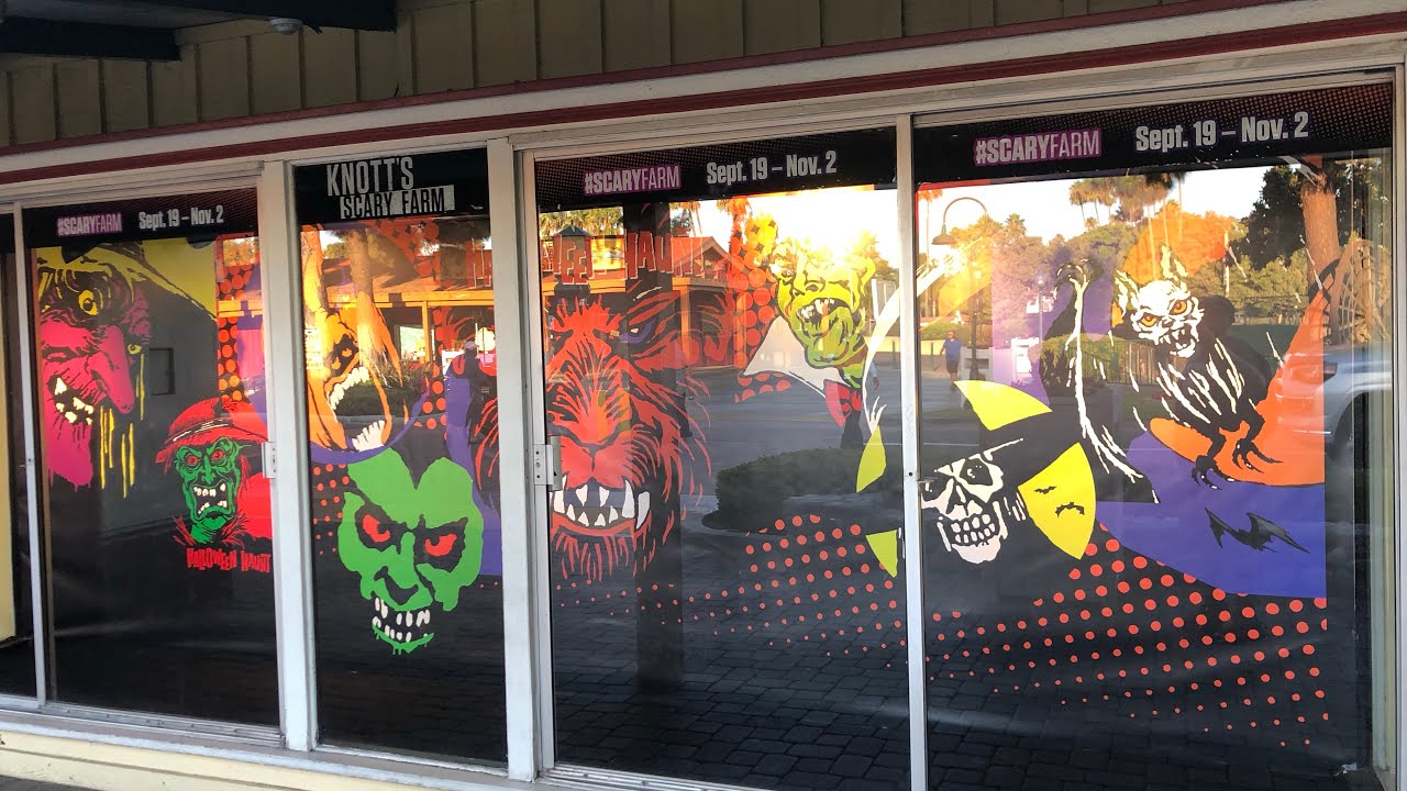 Retro Haunt Windows & More Knott’s Scary Farm 2019 Build Update