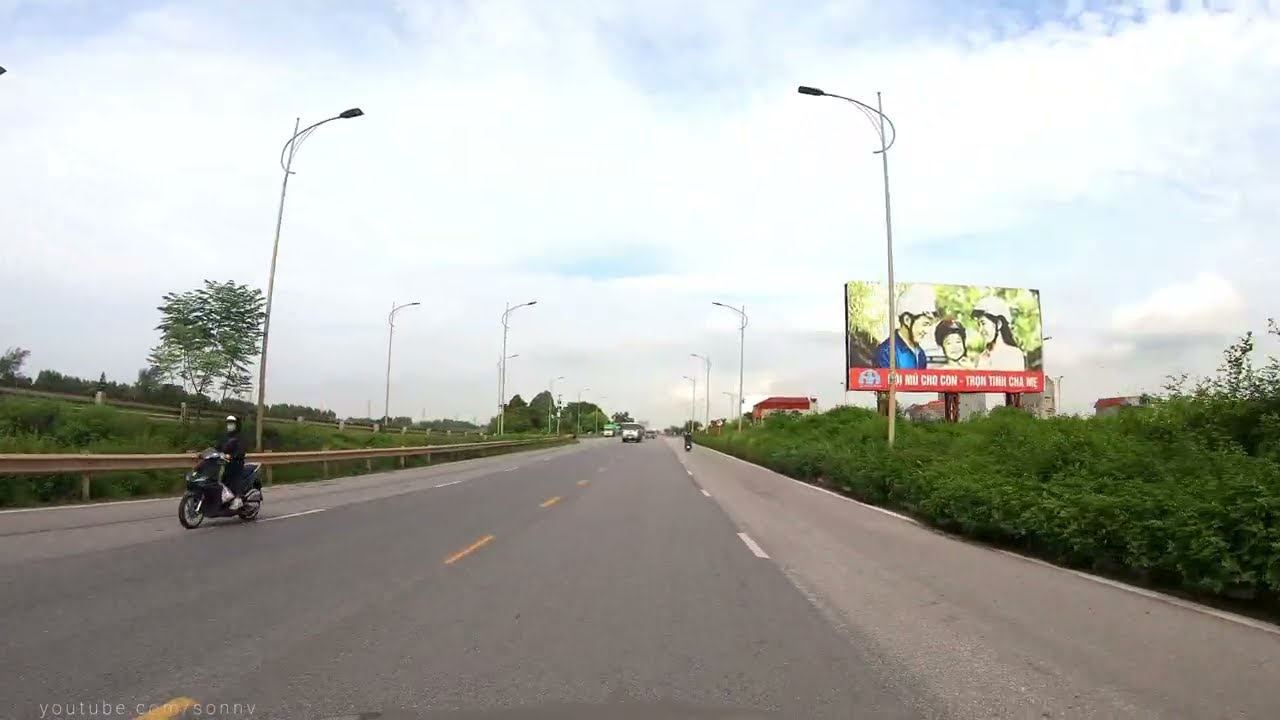 To Noi Bai International Airport