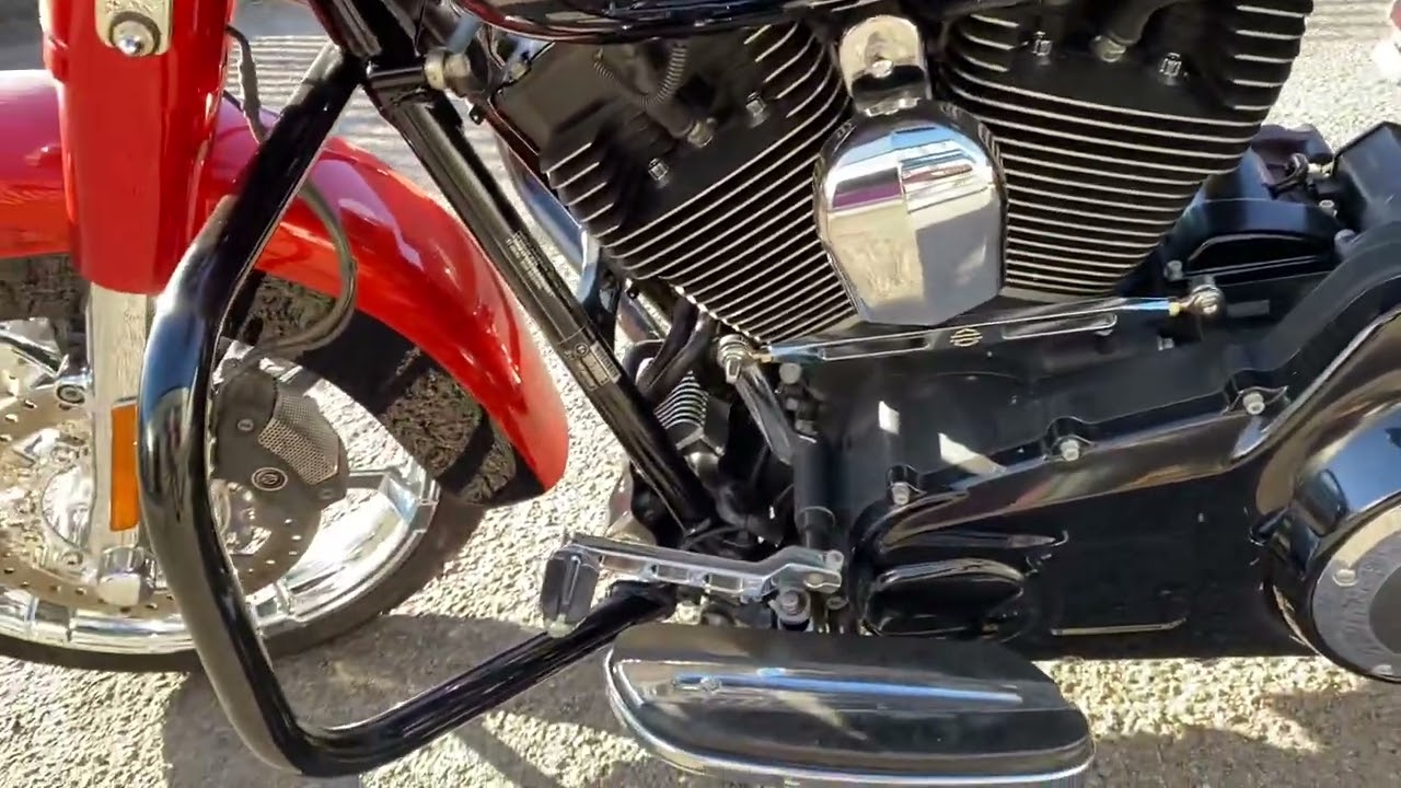 *SOLD* Harley Davidson Road King CVO 2014 Model