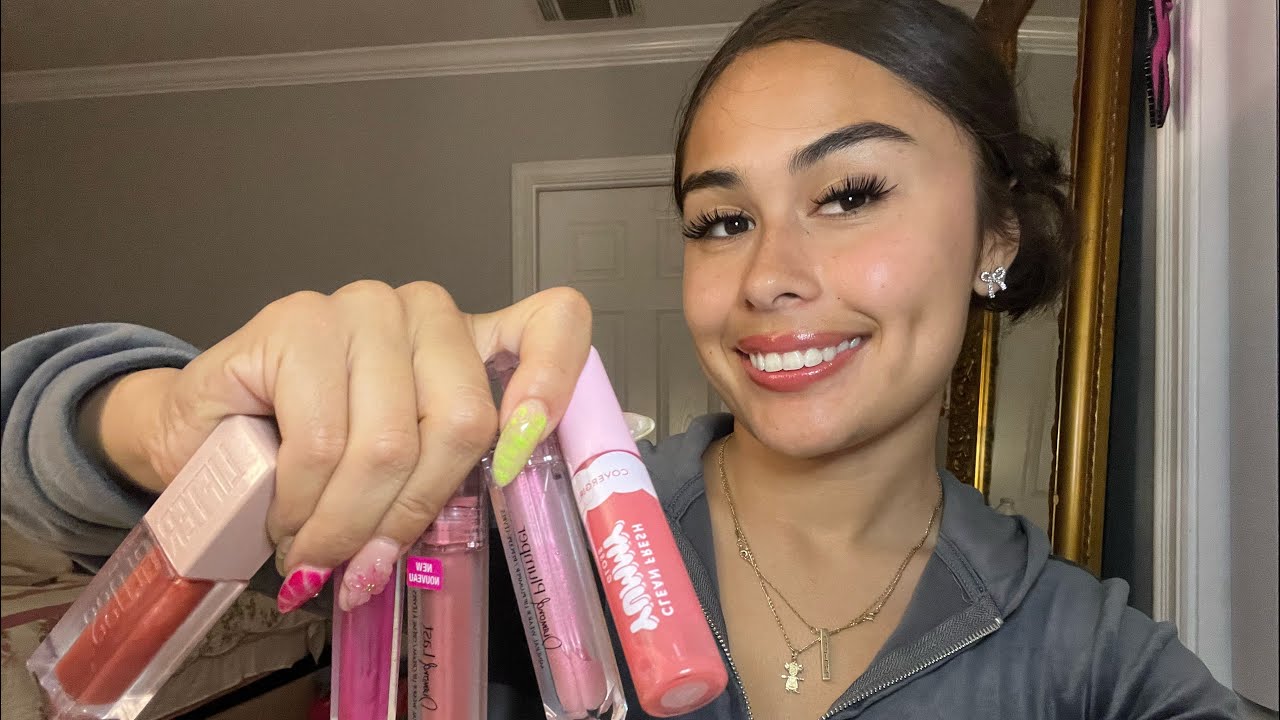 asmr : lipstick / lipgloss application