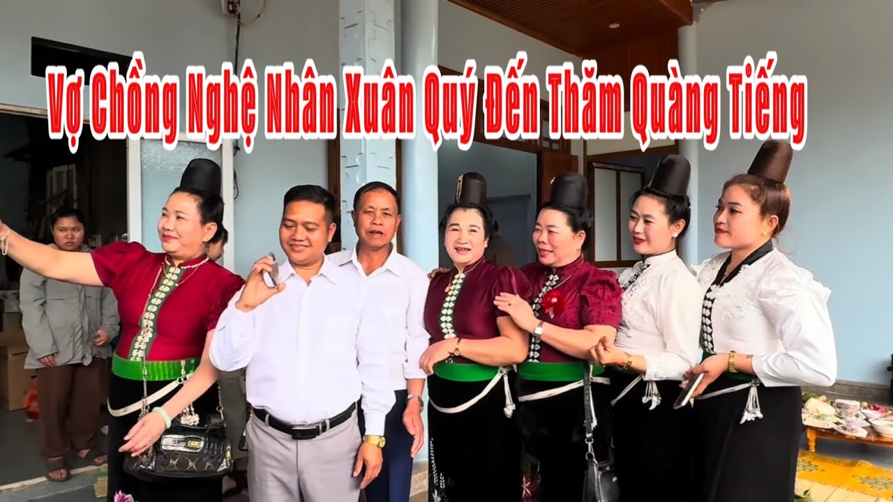 Quàng Tiếng Hát Làm Xuân Quý Bất Ngờ