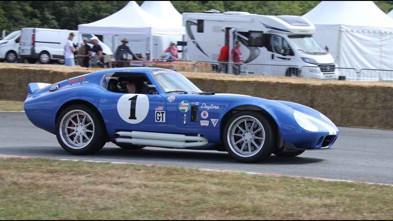 Découverte du circuit de Fontenay-le-comte, en Cobra Daytona