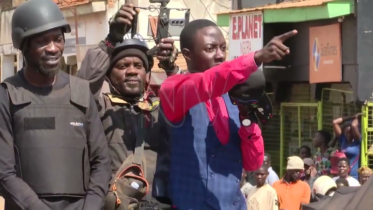 Kyagulanyi campaigns in Ngora with dismissed outspoken prisons officer