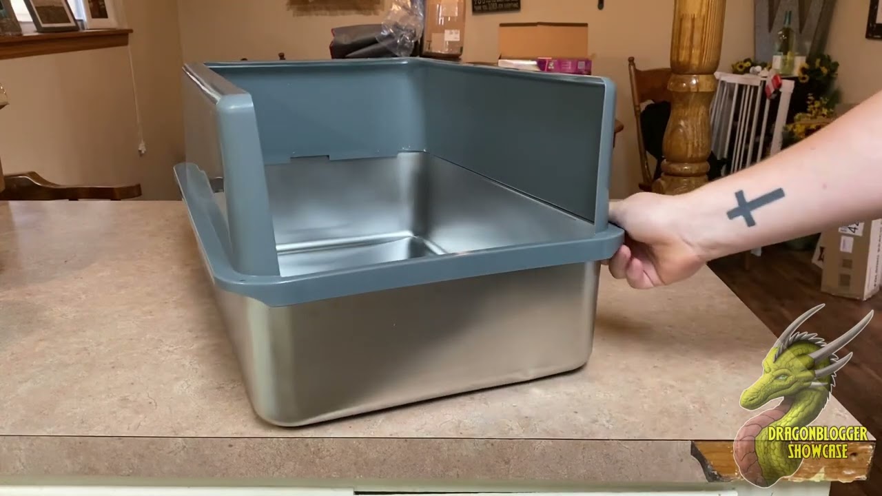 Showcasing iPrimio XL Stainless Steel Cat Litter Box
