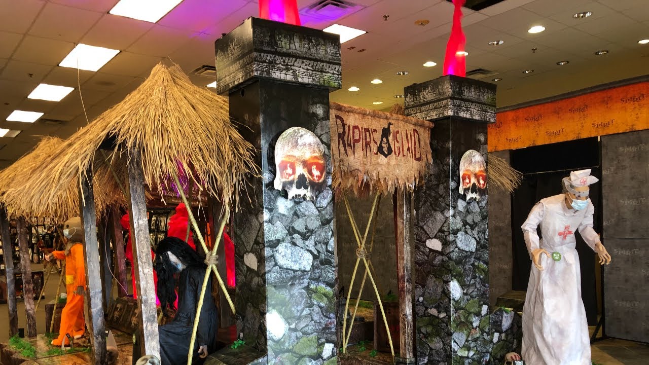 Spirit Halloween 2020 Store Walkthrough