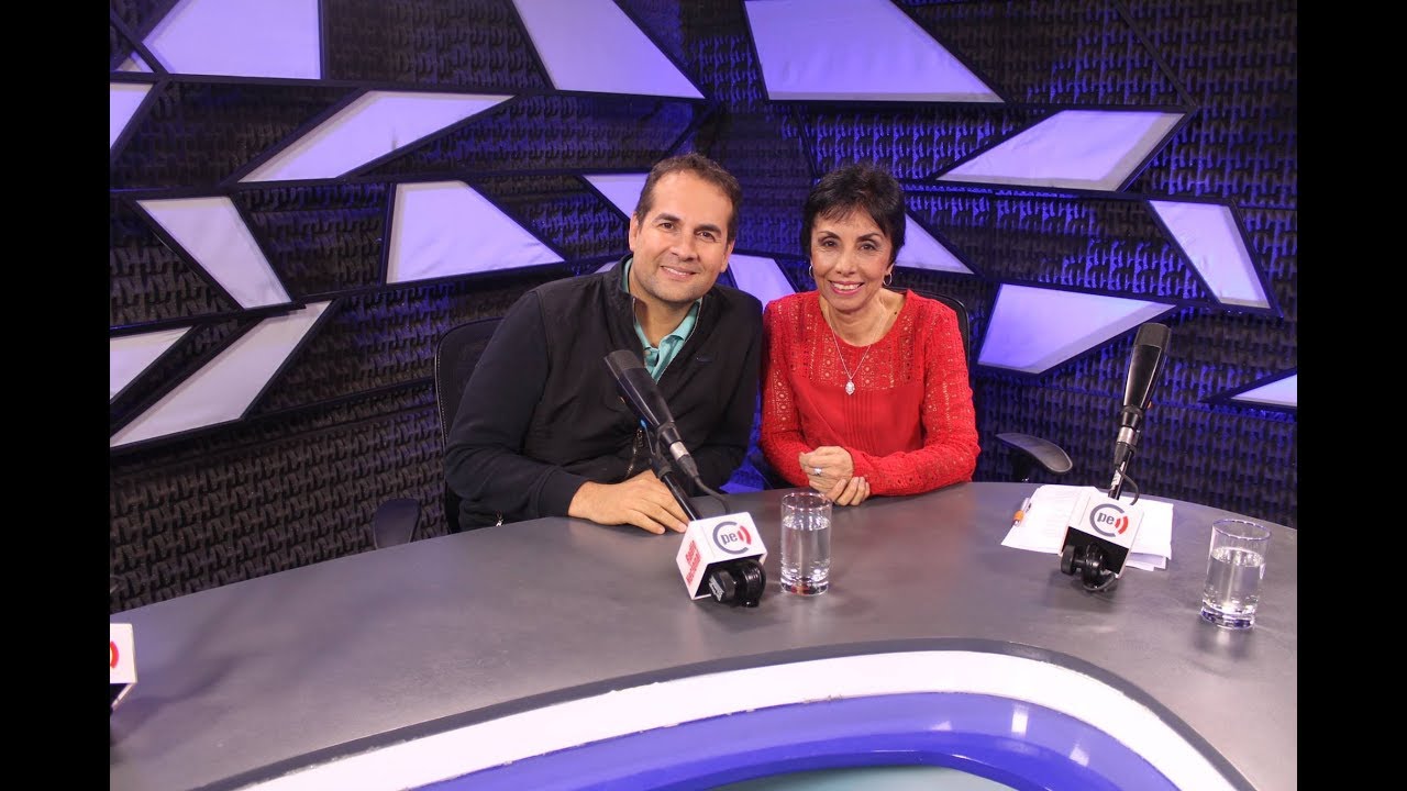 Javier Echevarría, Presenta Su Reciente Libro #EmprendeTuVocación - A MI MANERA Entrevista #2