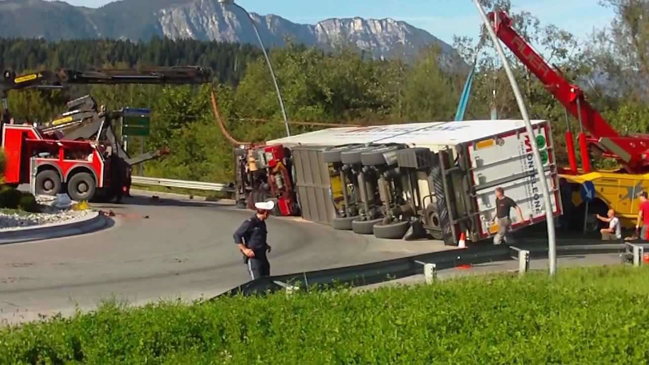 LKW Unfall KV Wörgl West Teil 1