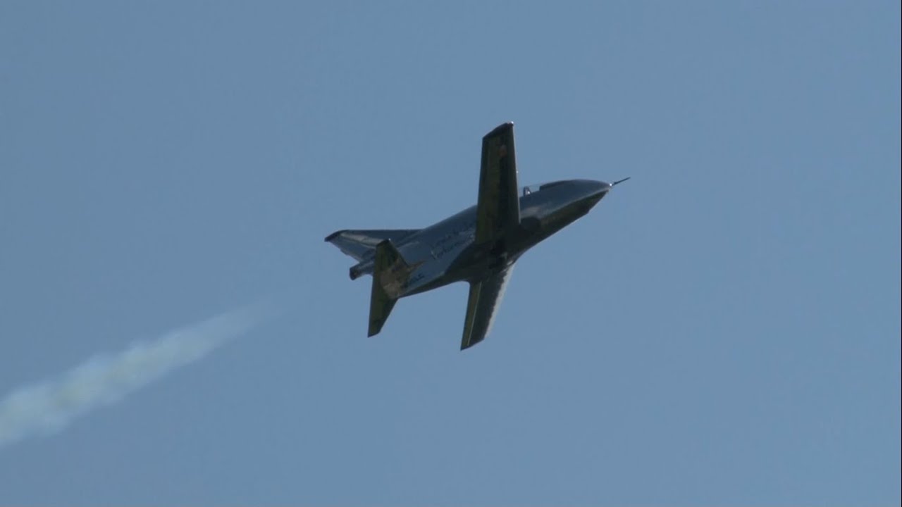 2013 New Garden Airshow - FLS Microjet