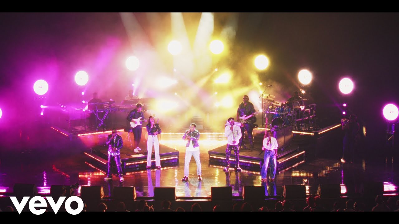 Jonathan McReynolds - Emoji (Official Live Performance)