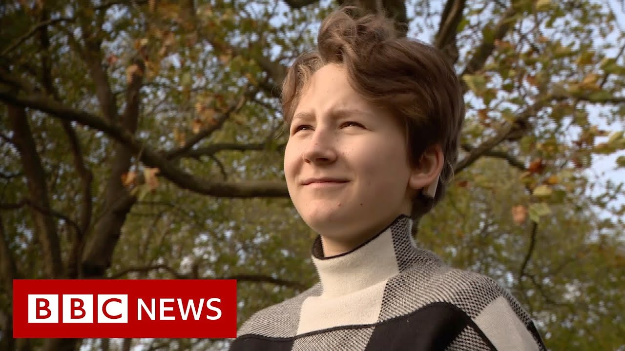'Now I have deaf friends I feel less alone'