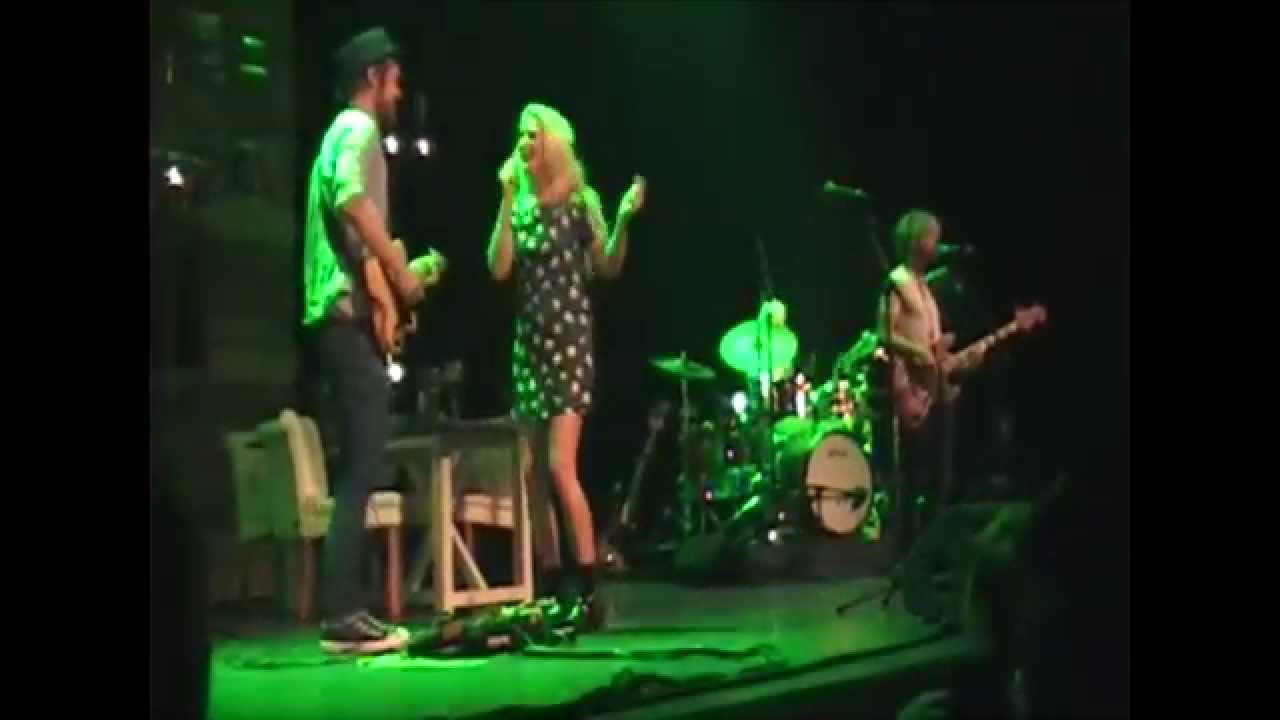 Miss Montreal - Hoe [ft Kobus Groen] (live @ De Meenthe, Steenwijk 15-02-'15)