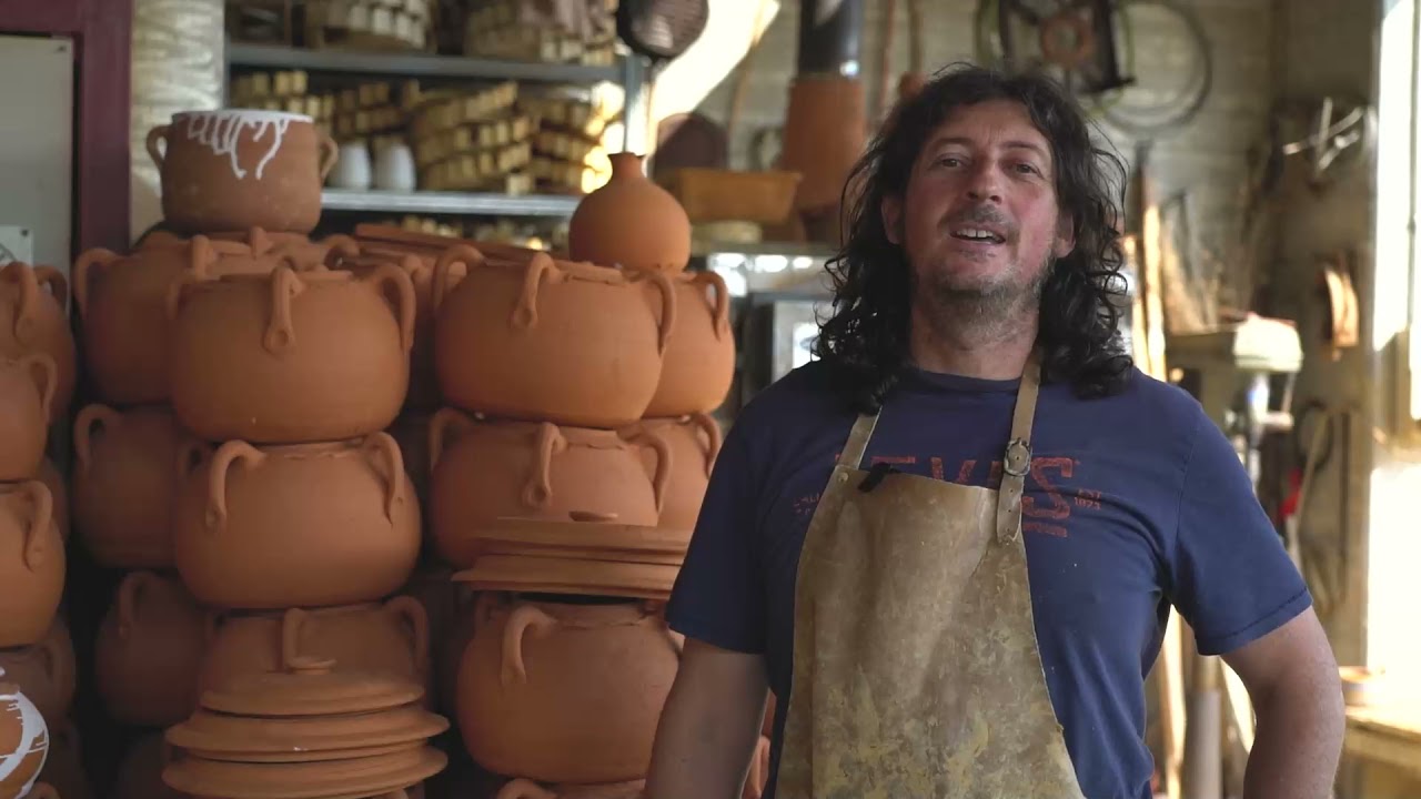 Sant'Anna Boschi di Castellamonte, i Castelletti, le botteghe ceramiche e bellezze da scoprire