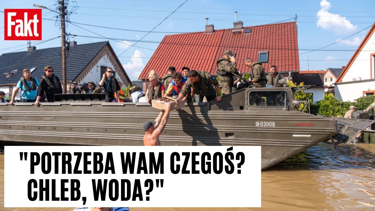 Niemal cały Lewin Brzeski znalazł się pod wodą. Byliśmy na miejscu z ludźmi niosącymi pomoc | FAKT