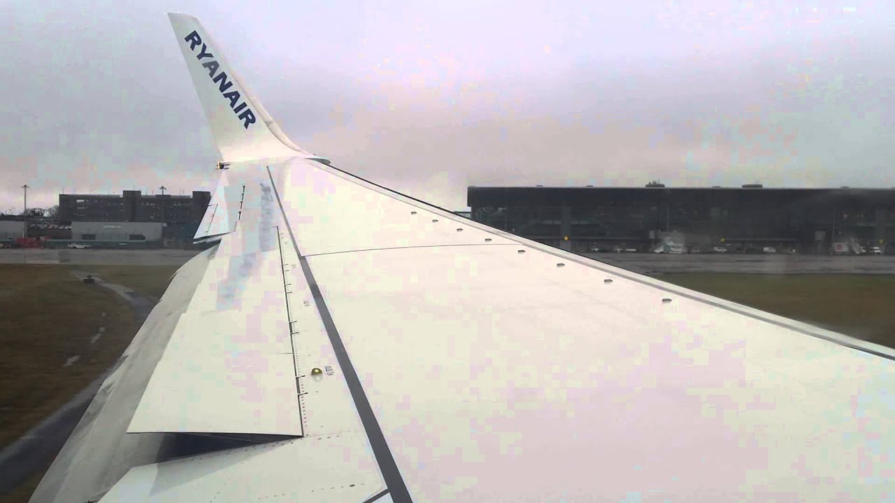 Ryanair 737 Cork Landing