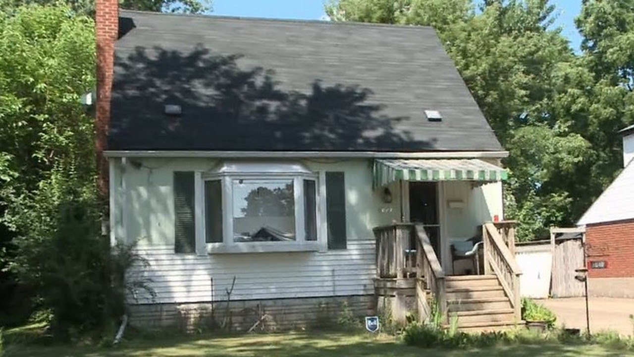 Pierre Poilievre compares Niagara home to a &lsquo;shack&rsquo;