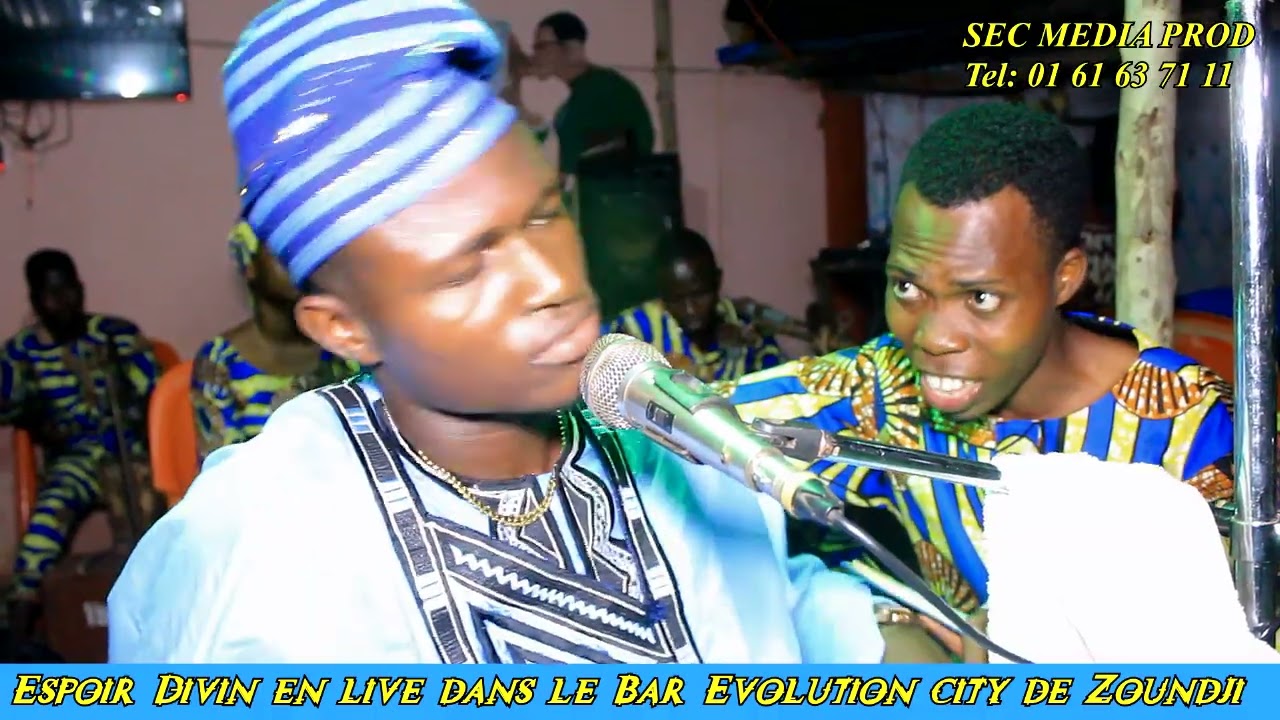 Espoir Divin En live dans le Bar Évolution City de Zoundji 
