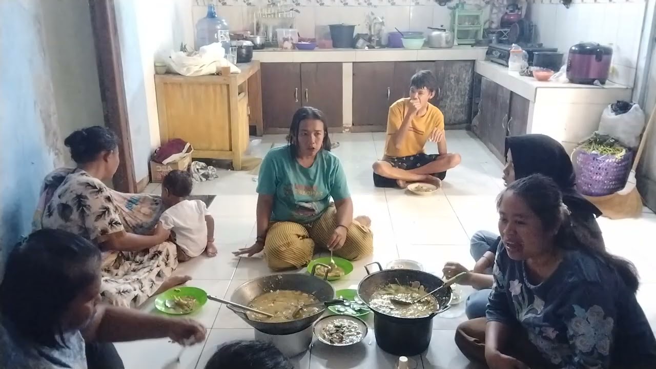 SEBELUM PUASA MAKAN SEBLAK RAME RAME #habibiunochannel 