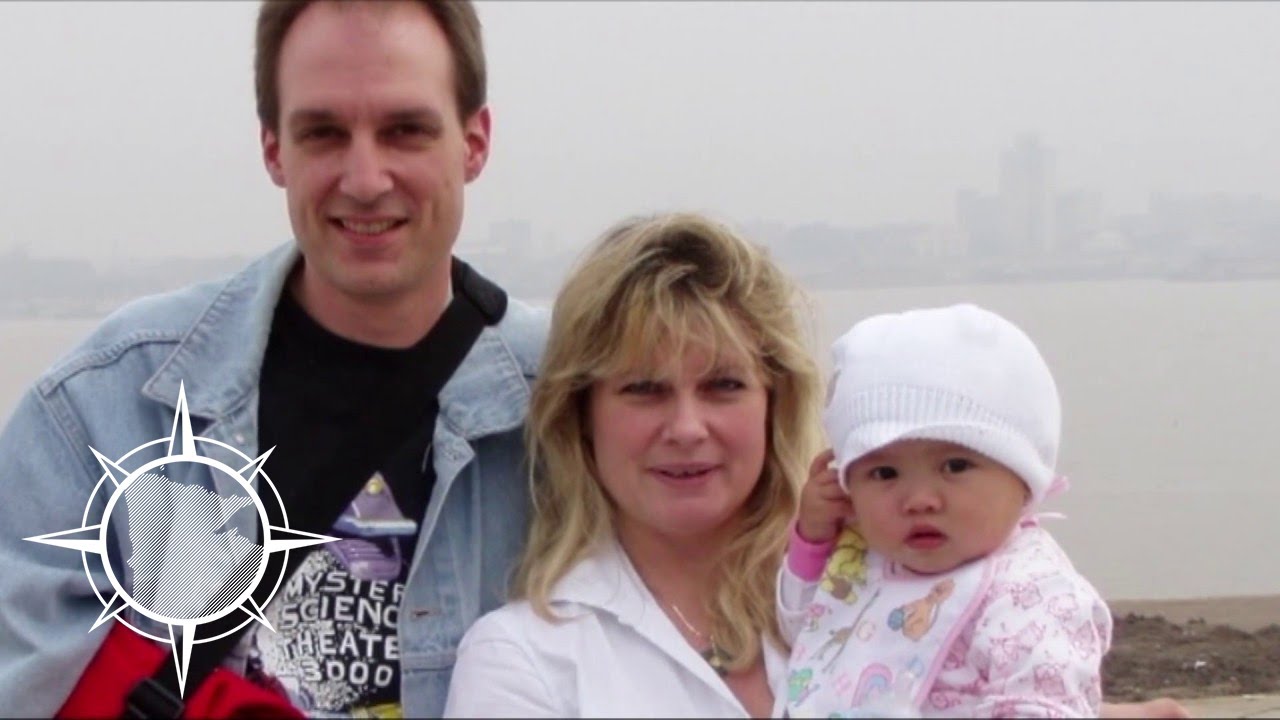 Six Babies from China all Adopted by Minnesota and Wisconsin Families on the Same Day (2006)