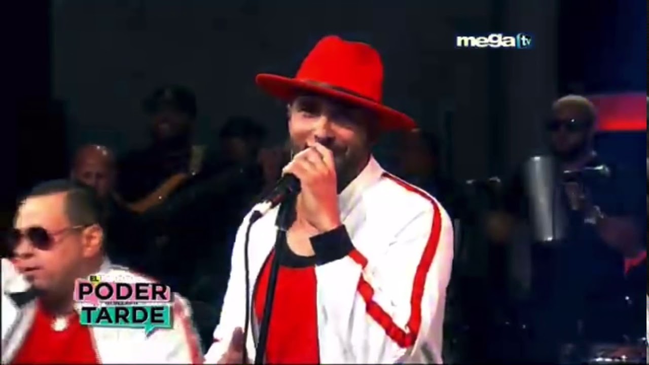 Grupo Karis - Robarte Un Beso (En Vivo)