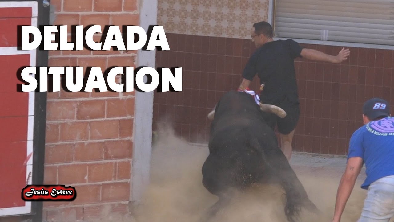 EL PUIG 4 TOROS Y DELICADA SITUACION