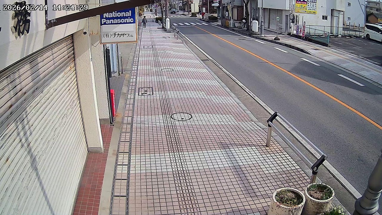 三重県津市西丸之内津新町駅前ライブカメラ Mie Tsu Nishimarunouti Live Camera.world.cam