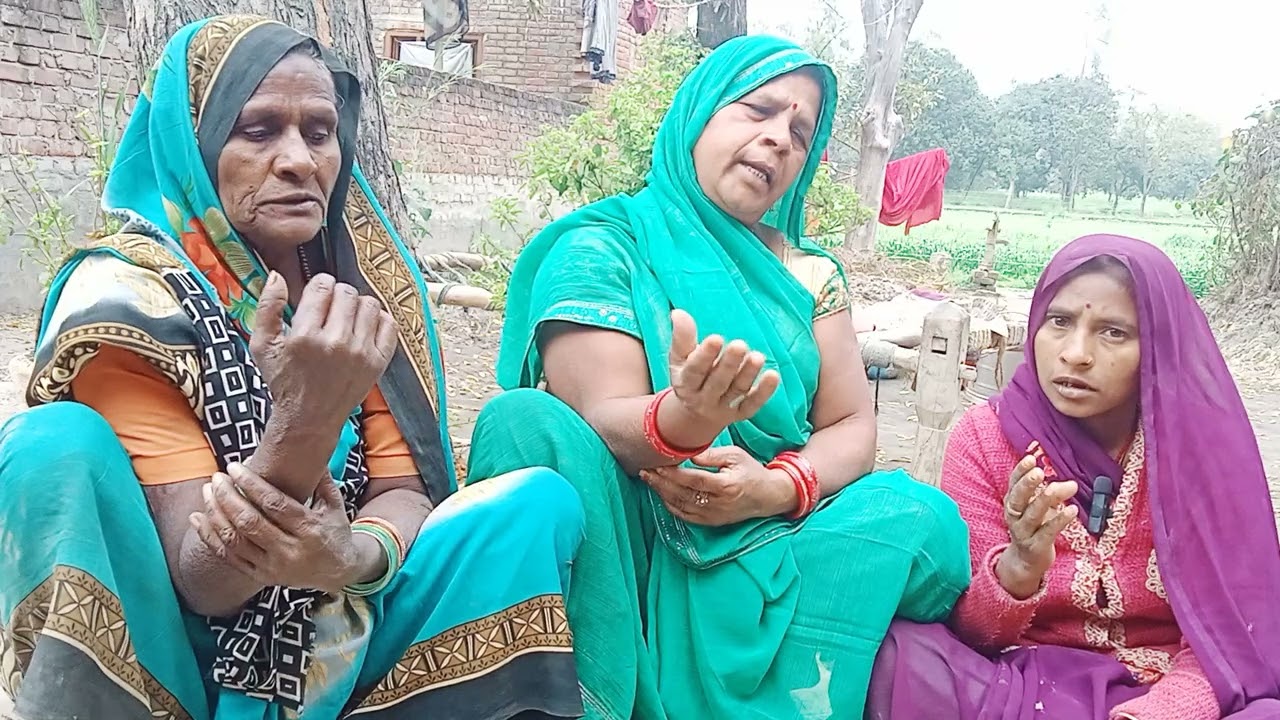 होली गीत कमेंट में बताएं गाना का, लाइक करें सब्सक्राइब जरूर करें