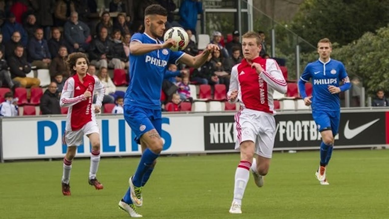 11-04-2015: PSV O17 - Ajax O17