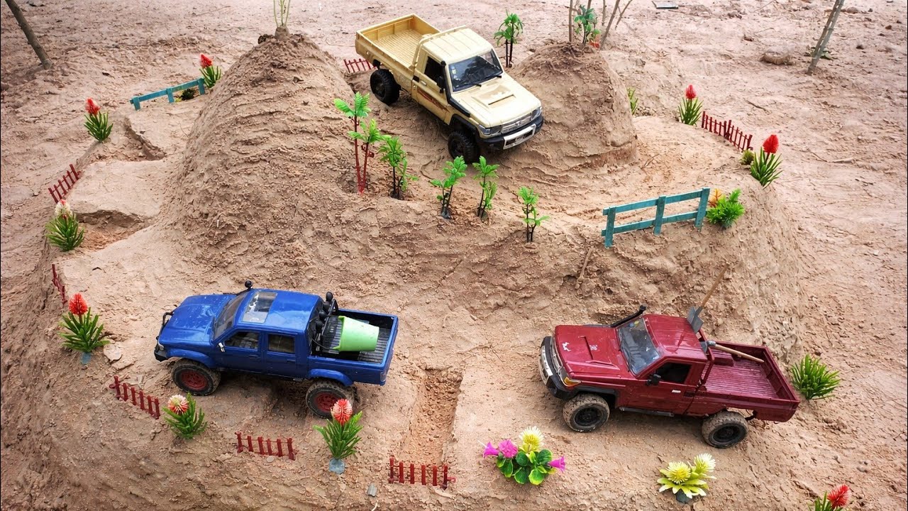 RC Truck Off-Road Mountain Climb | Cargo Transport Challenge 