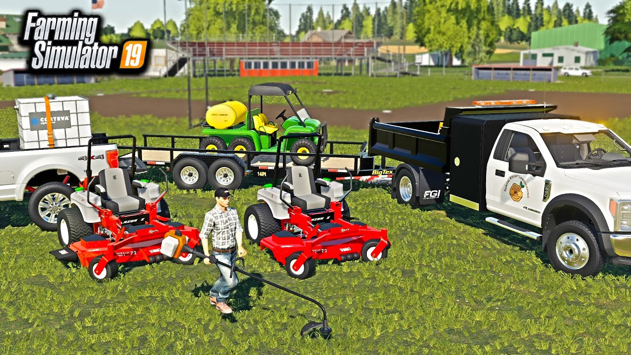STARTING A LAWN MOWING COMPANY! (ROLEPLAY) | FARMING SIMULATOR 2019