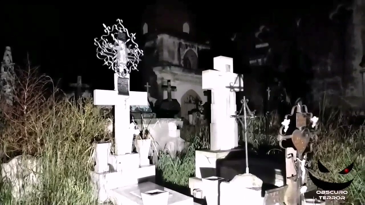INVESTIGACION EN PANTEONES DE TLACHICHUCA PUEBLA #OBSCURO TERROR_POR_LAS_NOCHES