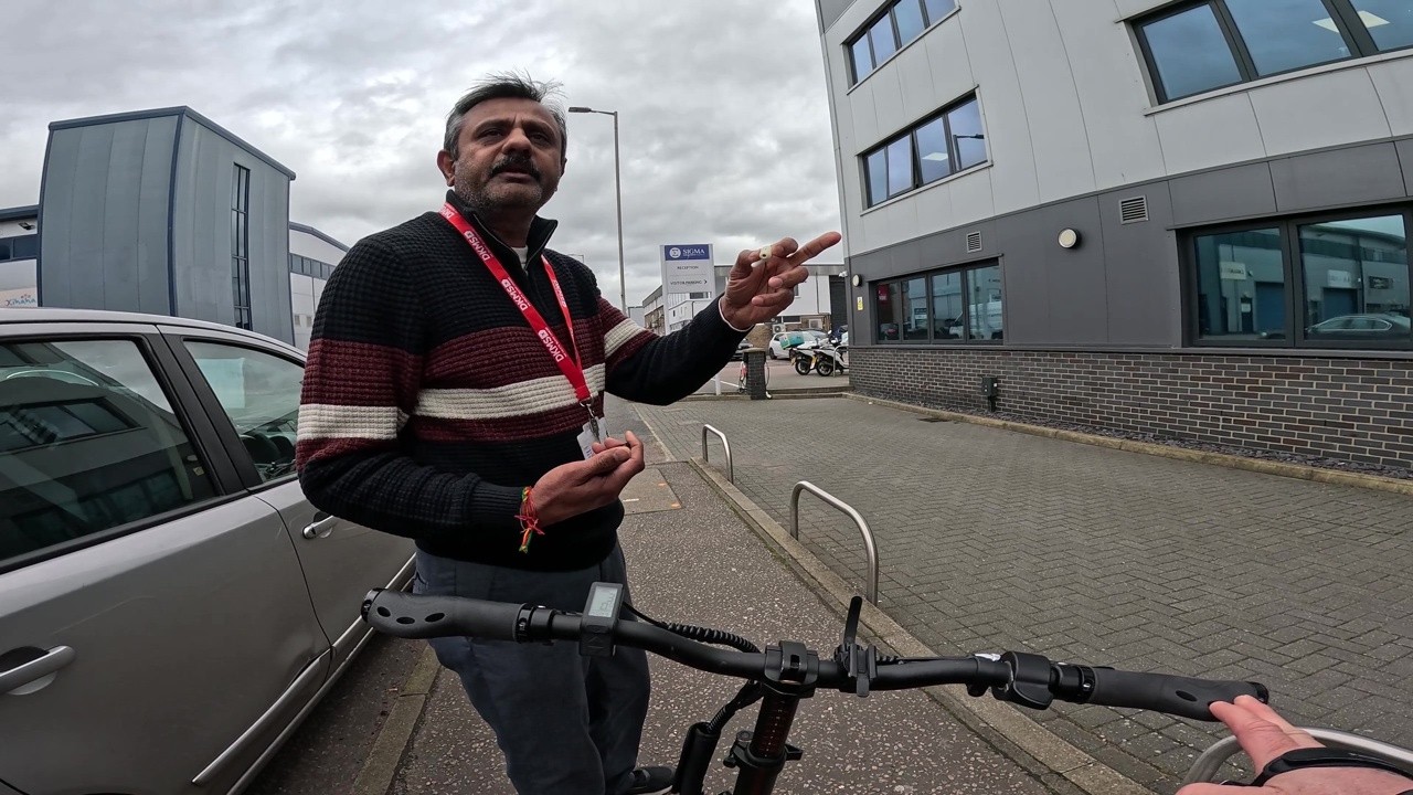Можно мне ваш документ, удостоверяющий личность? 😨🎥🛸❌